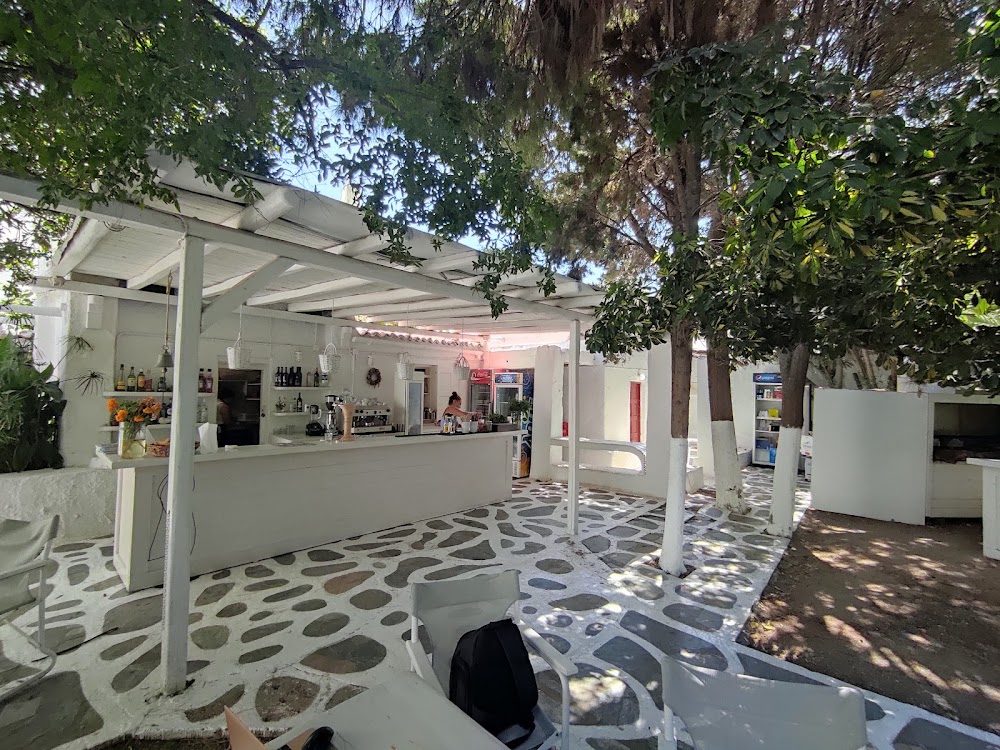 Cine Manto Mykonos